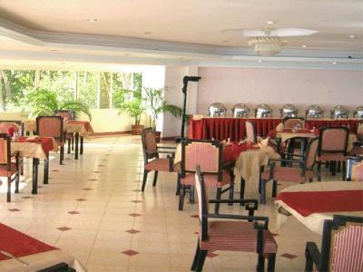 Dolphin Bay Hotel Goa Exterior foto